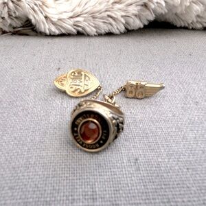 Rare Vintage 1968 Class Ring Pin Gold